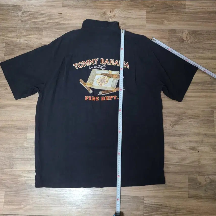[SOLD OUT] 90s 93년 토미 바하마 빈티지 실크 오버핏 블랙 반팔 셔츠