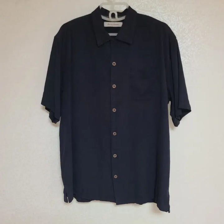 [SOLD OUT] 90s 93년 토미 바하마 빈티지 실크 오버핏 블랙 반팔 셔츠