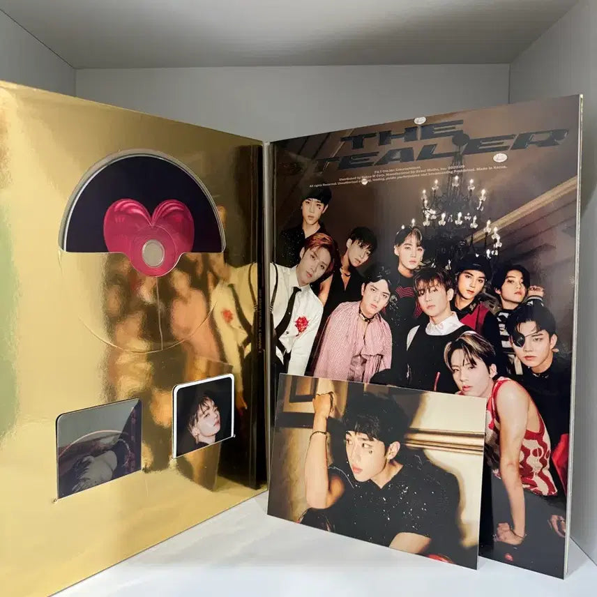 [SOLD OUT] 더보이즈 chase 앨범 개봉