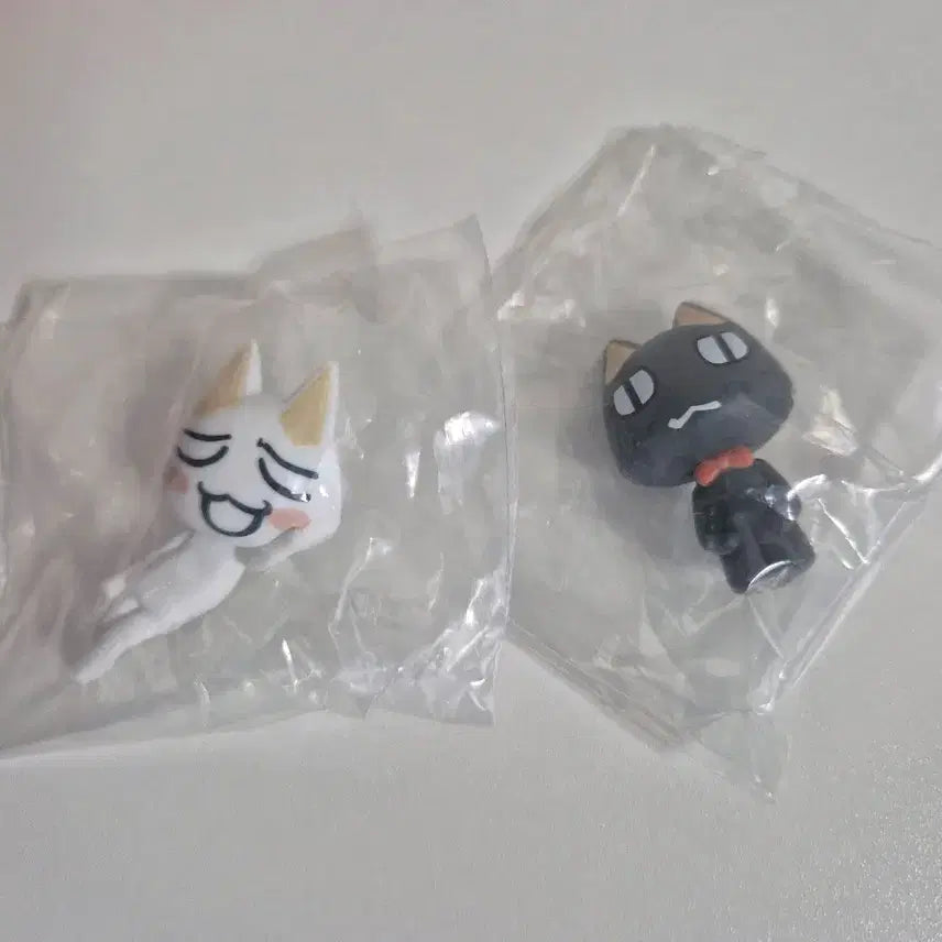 [BUNJANG] Dokodemo Issho Toro &amp; Kuro Figure Bundle Set / [도코데모잇쇼] 마치보케 마치보우케 가챠 피규어 - 토로&amp;쿠로