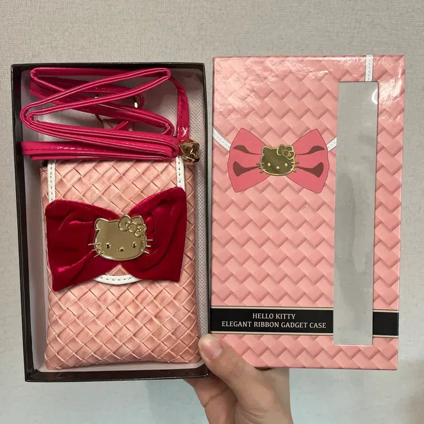 [BUNJANG] Hello Kitty Elegant Ribbon Gadget Case / 빈티지 헬로키티 엘레강트 리본 가젯 케이스