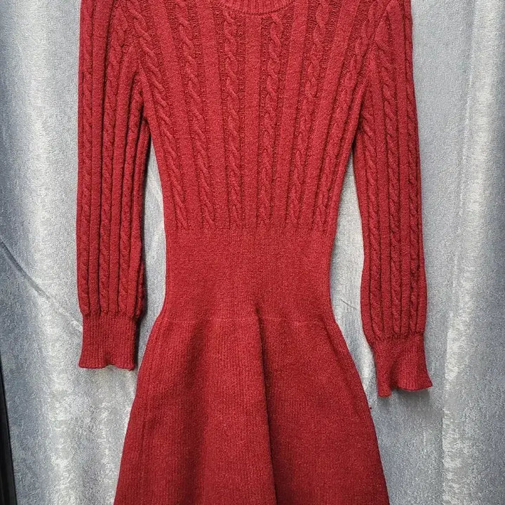[BUNJANG] Kkwabaegi Knit Flare Dress Red / 꽈배기 니트 플레어 원피스 레드