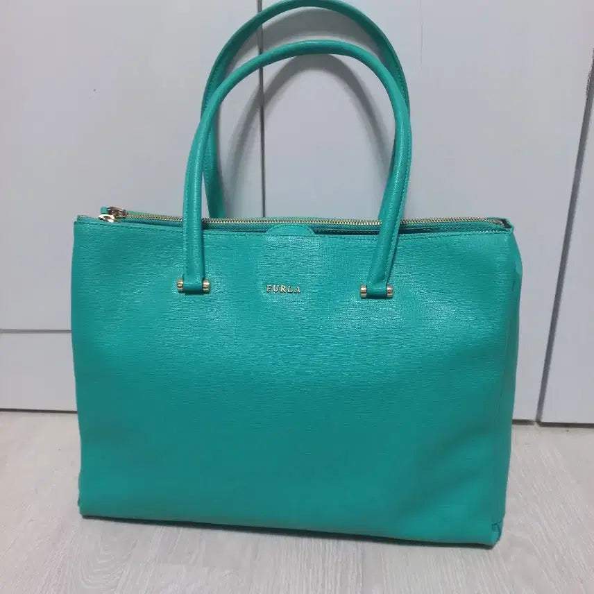 [BUNJANG] Furla Tote and Shoulder Bag Mint / 훌라 토트백 겸 숄더백  민트