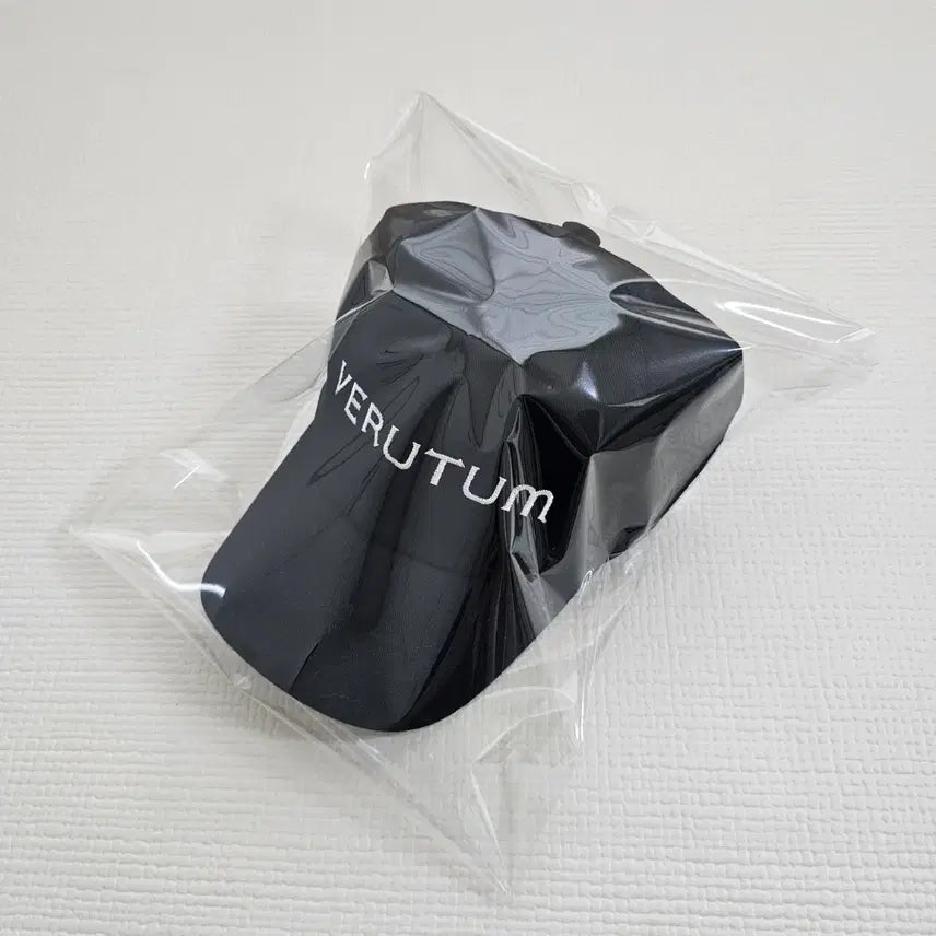 [BUNJANG] VERUTUM Front Logo Unisex Baseball Cap / 