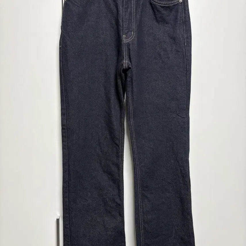 [BUNJANG] CHIXLABEL Karin Semi-Bootcut Denim - Indigo M / CHIXLABEL H 카린 세미부츠컷데님 - Indigo M