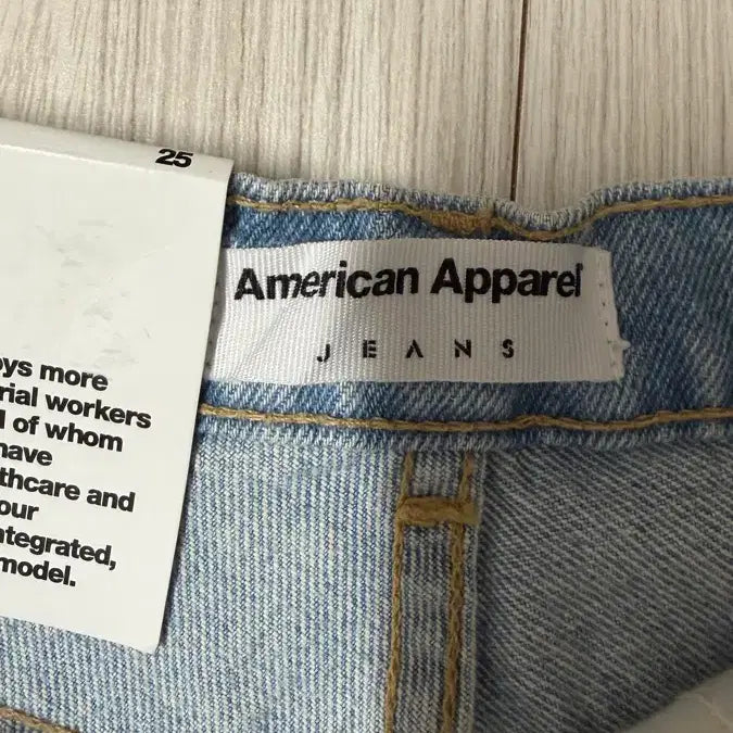 [BUNJANG] American Apparel High Waist Light Wash Denim Jeans / 아메리칸 어패럴 하이웨이스트 연청 데님 (새상품)