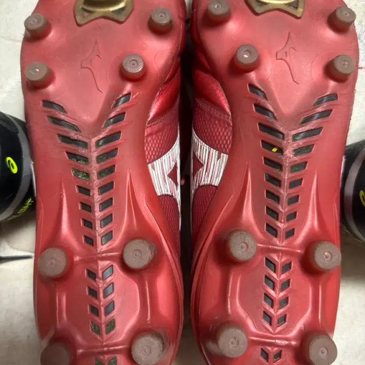 [BUNJANG] Mizuno Morelia Neo Soccer Cleats / 미즈노 모렐리아 네오