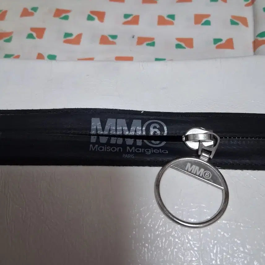 [BUNJANG] MM6 Maison Margiela White Leather Clutch Bag / MM6-미사용-메종 마르지엘라 화이트 클러치 백