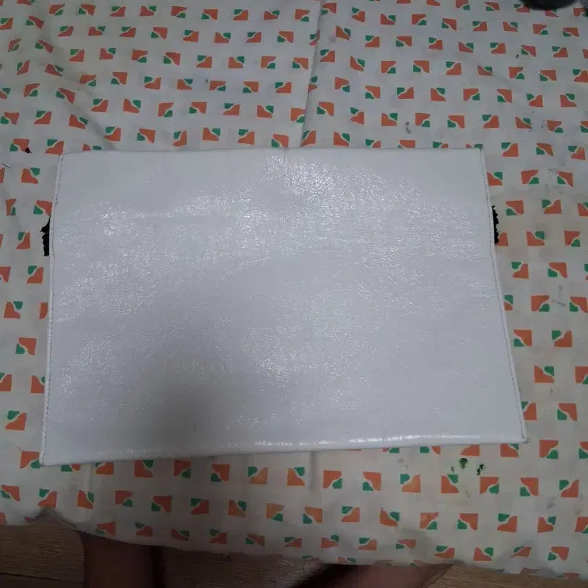 [BUNJANG] MM6 Maison Margiela White Leather Clutch Bag / MM6-미사용-메종 마르지엘라 화이트 클러치 백
