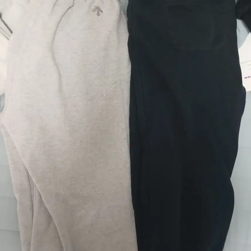 [BUNJANG] Descente Training Pants Set / 데상트 트레이닝 바지 회색/검정 세트