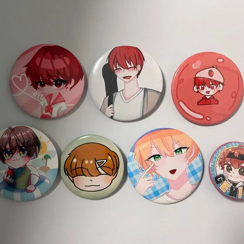 [BUNJANG] Lee Know (Stray Kids) Unofficial Pin Badge / 리레볼루션 비공식 핀뱃지 (일괄)