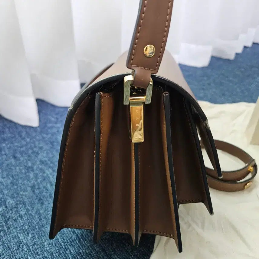 [BUNJANG] Marni Trunk Bag Shoulder Bag / 마르니 트렁크백