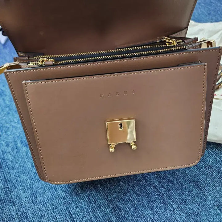 [BUNJANG] Marni Trunk Bag Shoulder Bag / 마르니 트렁크백