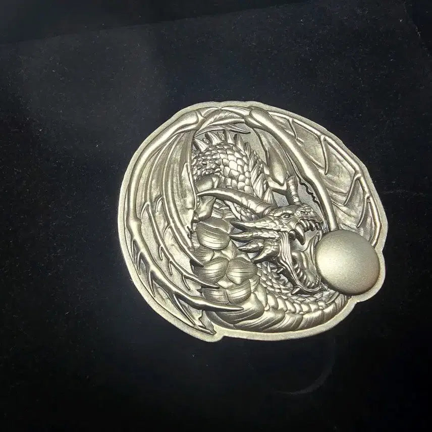 [BUNJANG] Fiji Dragon 2oz High Relief Antique Silver Coin / 2024 푸지 드래곤 하이릴리프 2온스 엔티크 은화