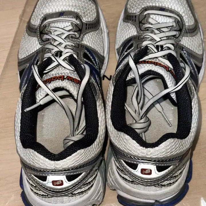 [SOLD OUT] 뉴발란스 860v2 메탈릭 실버 285 판매
