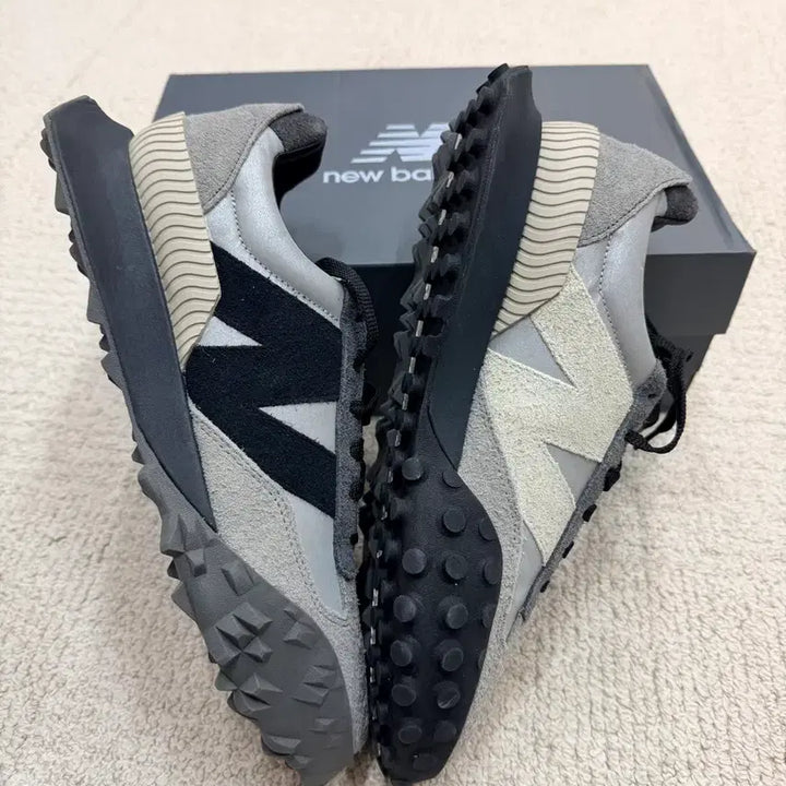 [SOLD OUT] 뉴발란스 XC72 캐슬락 그레이 275 새상품