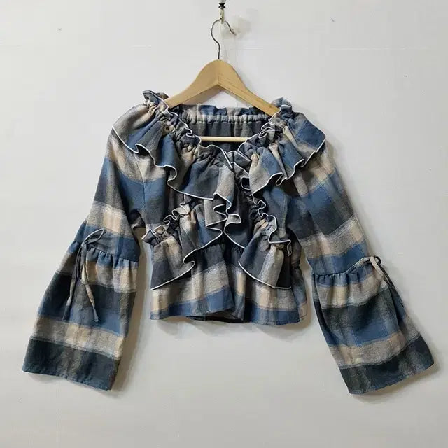 [BUNJANG] Hok Shirring Crop Blouse / Hok 셔링 크롭 블라우스