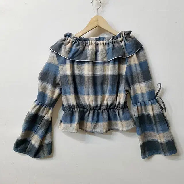 [BUNJANG] Hok Shirring Crop Blouse / Hok 셔링 크롭 블라우스