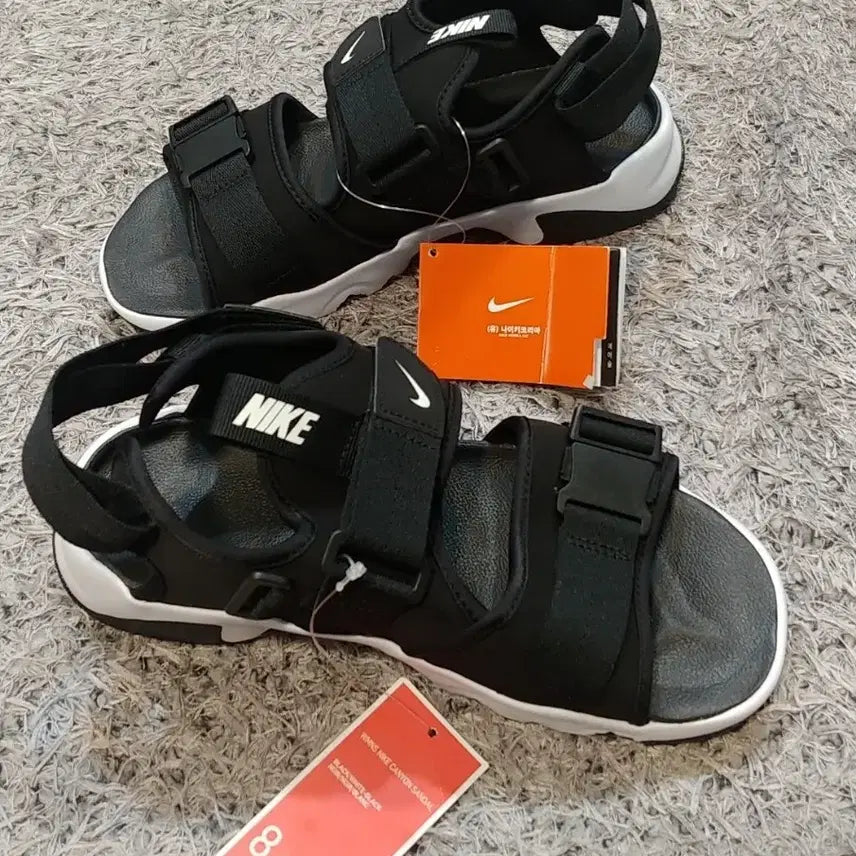 [BUNJANG] Nike Canyon Sandals (New) 250 / 나이키 캐년 샌들 (새상품) 250