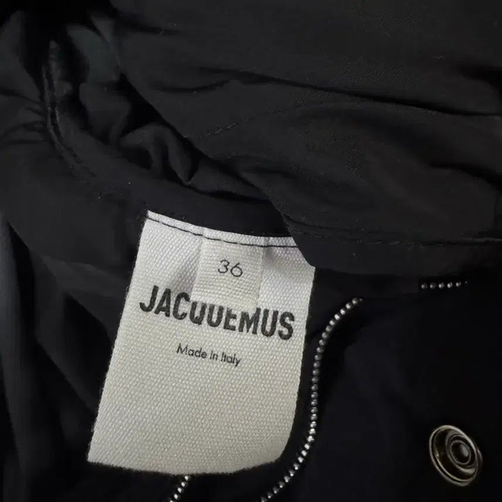 [BUNJANG] Jacquemus Doudoune Caraco Crop Padded Jacket / 36 자크뮈스 두둔 카라코 크롭 패딩