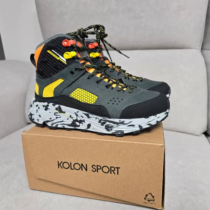 [BUNJANG] Kolon Sport Trypod Mid Charcoal Hiking Boots / 코오롱스포츠 트라이포드 미드 차콜색상 팝니다(새상품)
