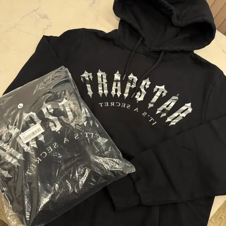 [BUNJANG] Trapstar Arch Logo Hoodie Camo Black / (당일발송) 트랩스타 아치로고 후드티 카모블랙
