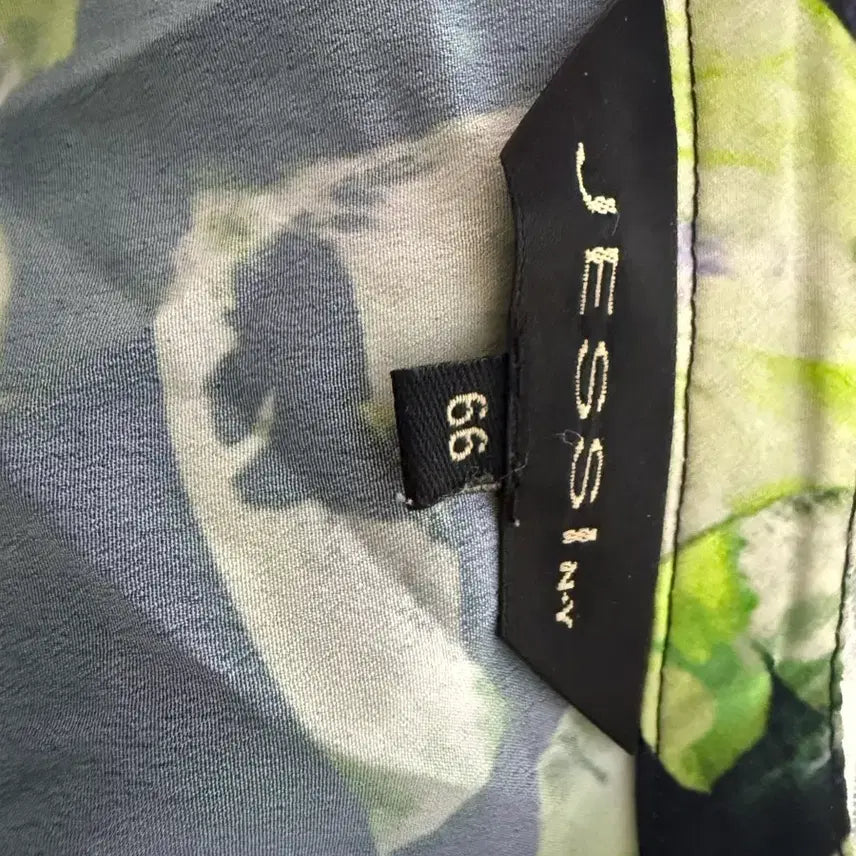 [BUNJANG] Jessi Blouse - Size 66 - Patterned Blouse / 제씨 블라우스 66