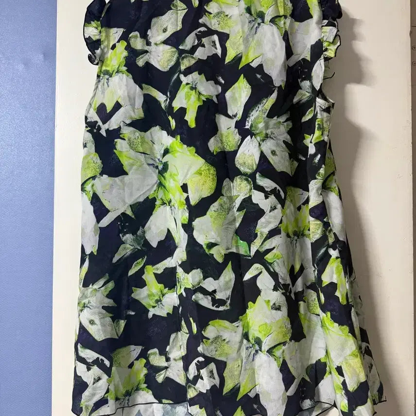 [BUNJANG] Jessi Blouse - Size 66 - Patterned Blouse / 제씨 블라우스 66