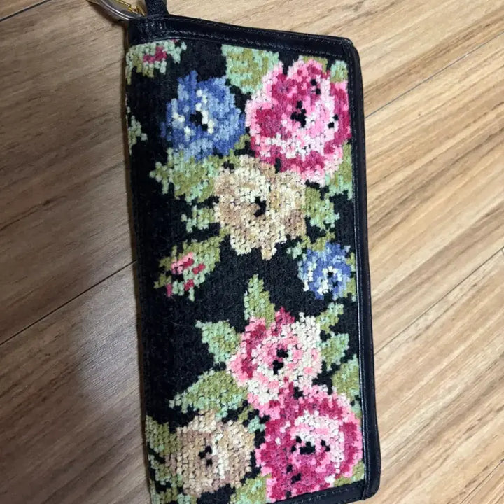 [BUNJANG] Vintage Retro Floral Black Long Wallet / 빈티지 레트로 꽃무늬 블랙 장지갑