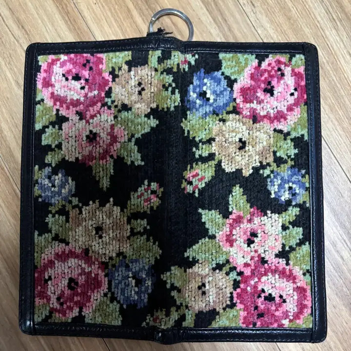 [BUNJANG] Vintage Retro Floral Black Long Wallet / 빈티지 레트로 꽃무늬 블랙 장지갑