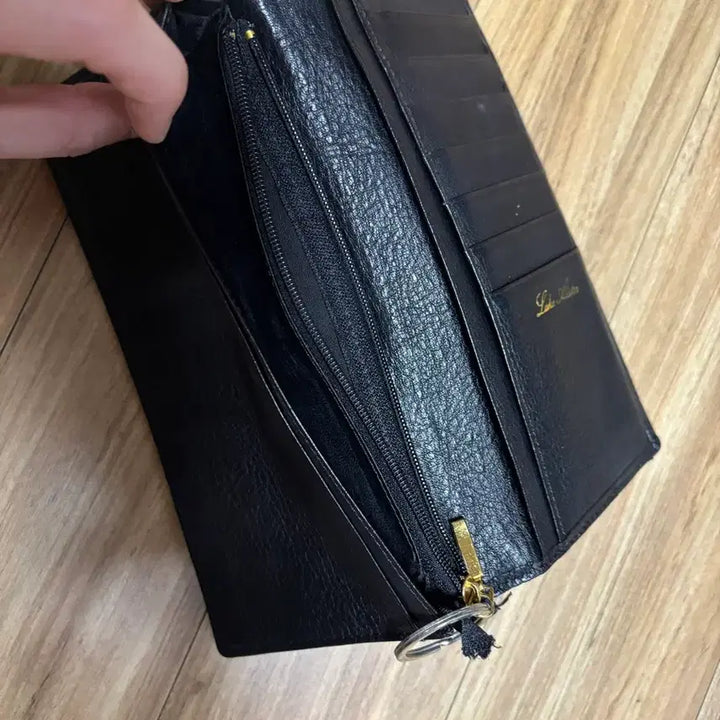 [BUNJANG] Vintage Retro Floral Black Long Wallet / 빈티지 레트로 꽃무늬 블랙 장지갑