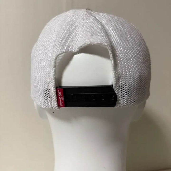 [SOLD OUT] 리바이스 110 FLEXFIT 트러커햇
