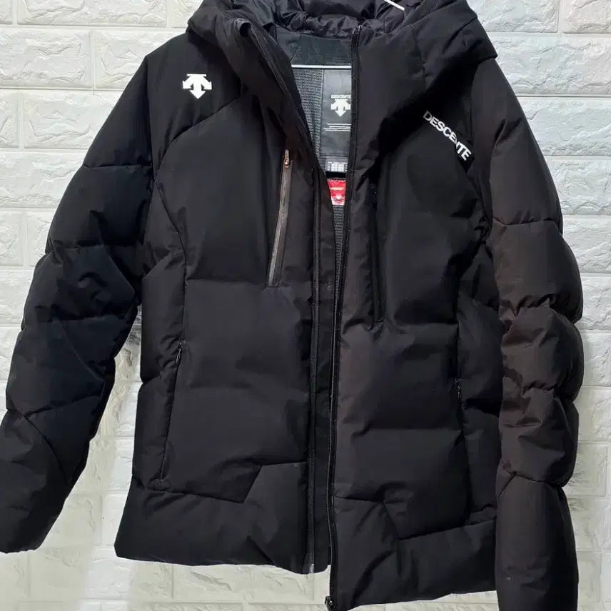 [BUNJANG] Descente Omni-Heat Black Padded Jumper L / 데상트 옴니히트 블랙 패딩 점퍼 100 L