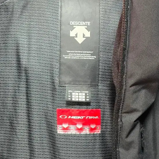 [BUNJANG] Descente Omni-Heat Black Padded Jumper L / 데상트 옴니히트 블랙 패딩 점퍼 100 L