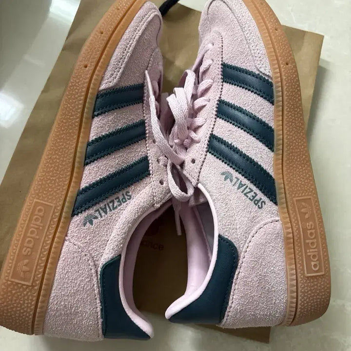 [BUNJANG] Adidas Handball Spezial Pink Suede Sneakers / 아디다스 스페지알 핑크 스웨이드 운동화(235)