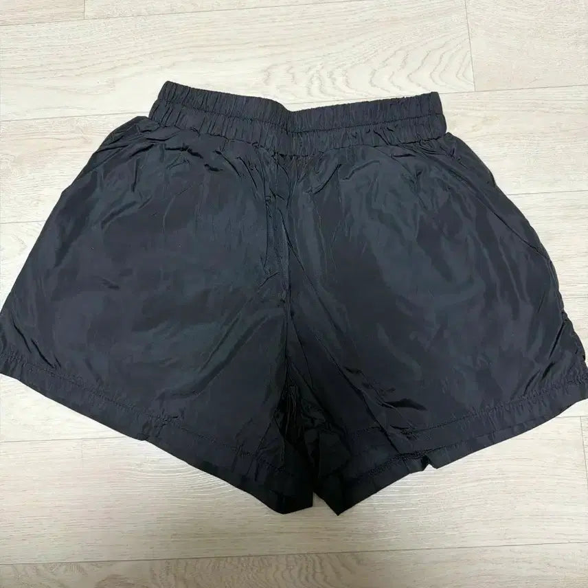 [BUNJANG] Banding Shorts XS / 밴딩 반바지 xs (새거)