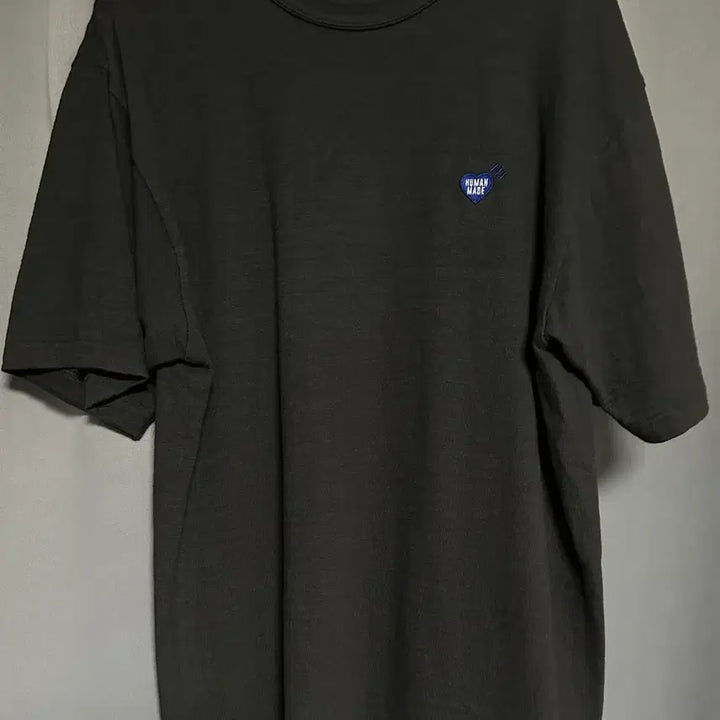 [BUNJANG] Human Made Heart Logo T-shirt Black M / 휴먼메이드 하트 로고 반팔 티셔츠 블랙 M