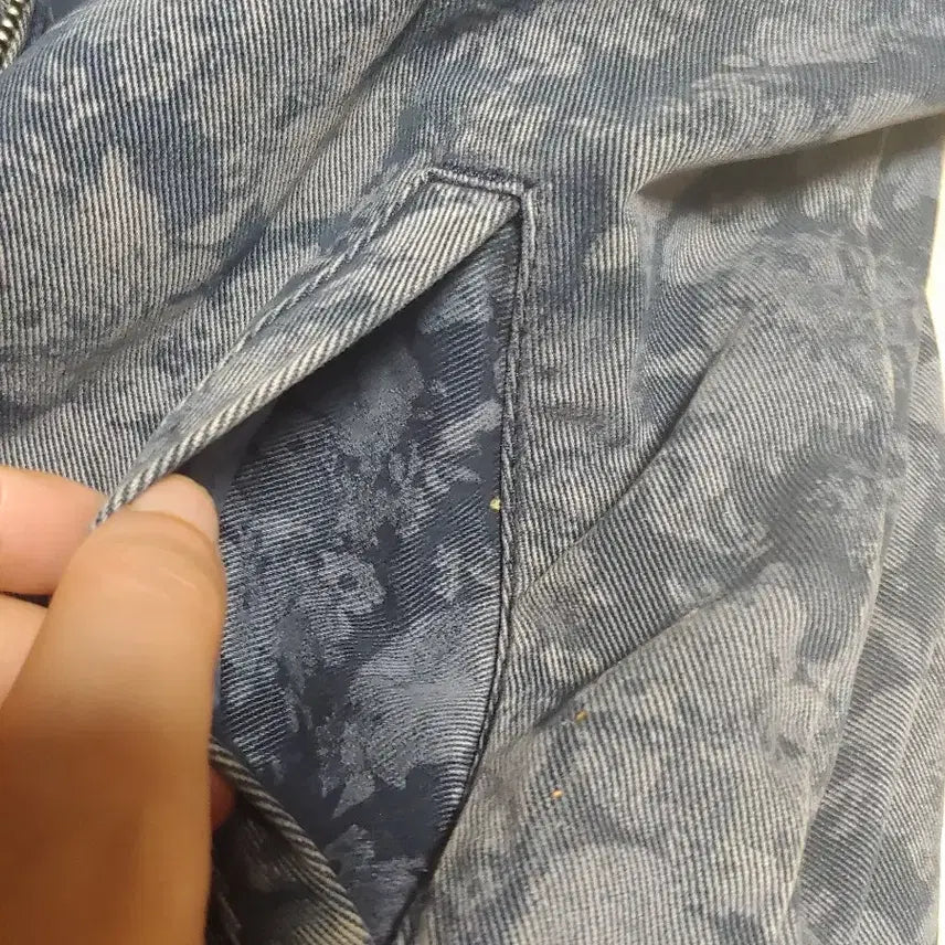 [BUNJANG] Japanese Printed Denim Stadium Jacket (M) / 일본 프린팅 데님 스타디움 자켓 m, 77