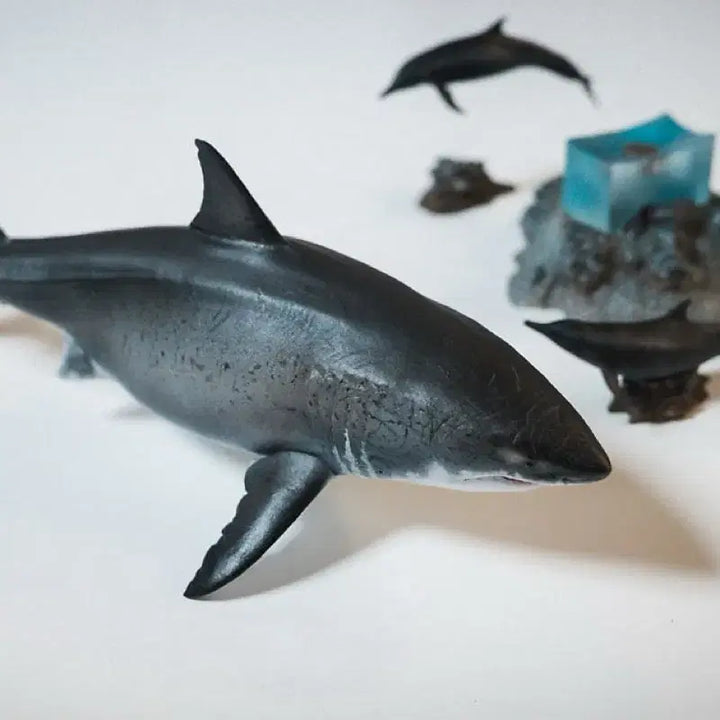 [BUNJANG] JA Studio Deep Blue Great White Shark Figurine / 딥블루 백상아리 피규어 / ja스튜디오 35비율 레진 상어 피규어