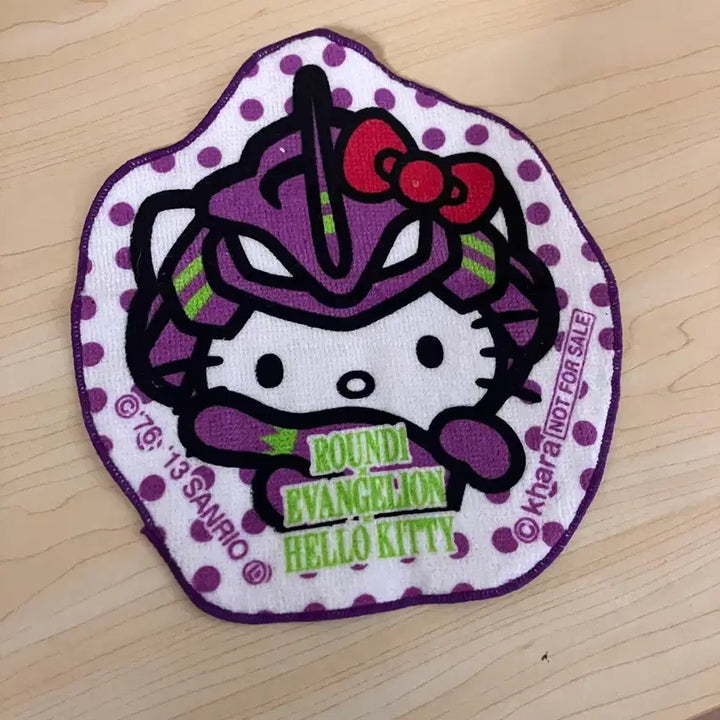 [BUNJANG] Evangelion Hello Kitty Collaboration Handkerchief Towel / 에반게리온 키티 콜라보 손수건 타올 이치방쿠지 제일복권