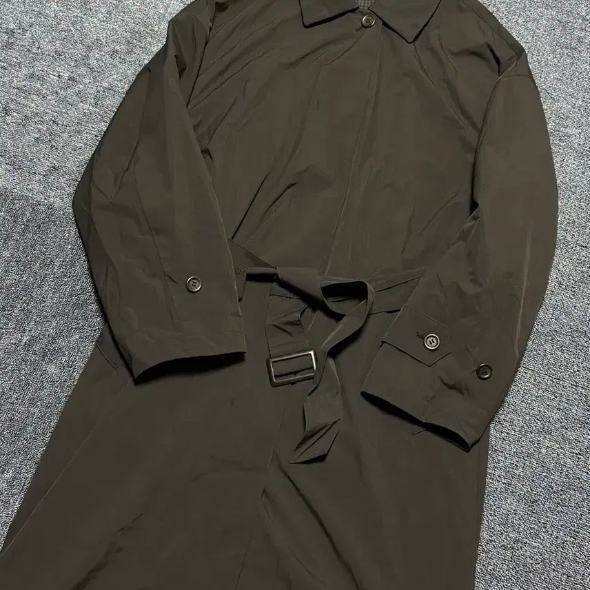 [BUNJANG] Uniqlo Navy Belt Trench Coat - Size 1 / 유니클로 네이비 벨트 트렌치코트 1사이즈