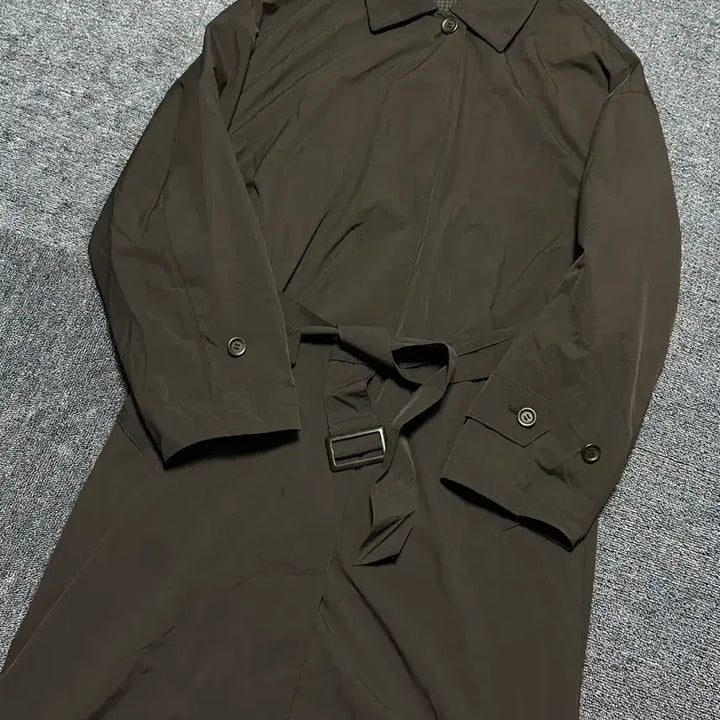 [BUNJANG] Uniqlo Navy Belt Trench Coat - Size 1 / 유니클로 네이비 벨트 트렌치코트 1사이즈