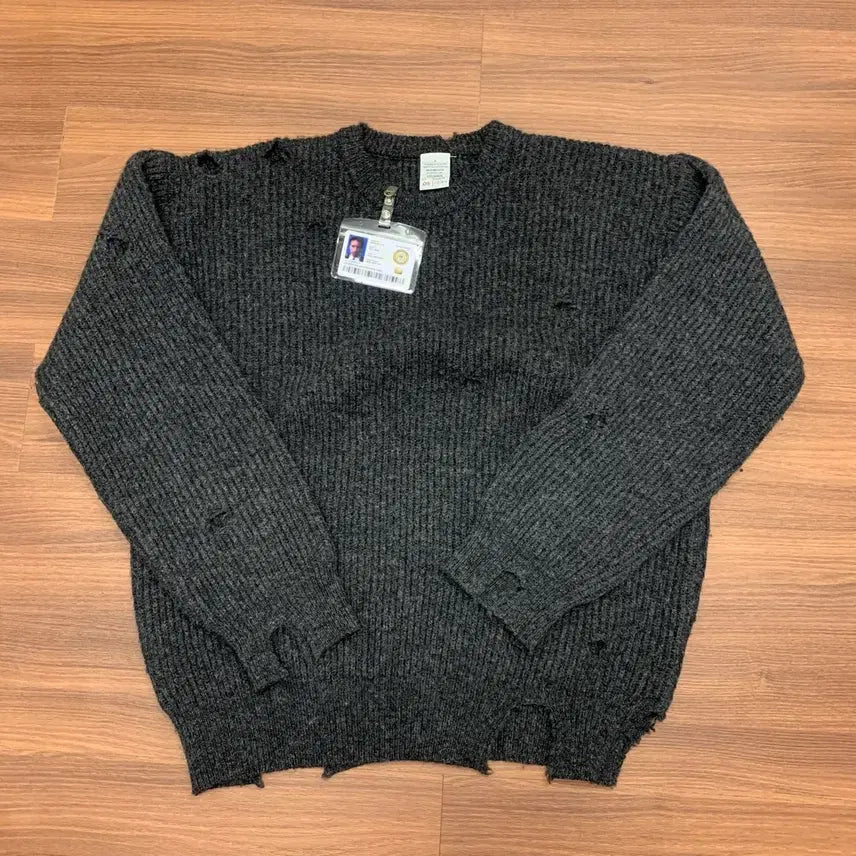 [BUNJANG] Stu Charcoal Knit Sweater / Stu 디스 니트 챠콜