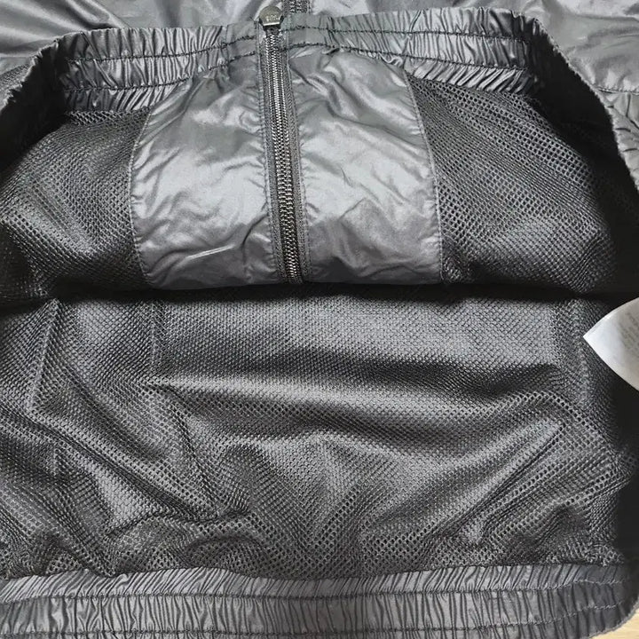 [BUNJANG] Adidas Windbreaker XL / 아디다스 바람막이 XL
