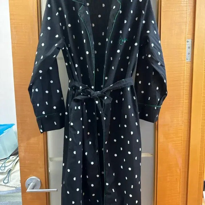 [BUNJANG] DECOVIEW Black Dot Long Gown / DECOVIEW 블랙 도트 롱 가운