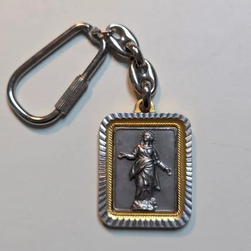[BUNJANG] 1970s Italian Madonna Keyring / 70년대 금속 이탈리아 성모마리아 열쇠고리 성물 성모상