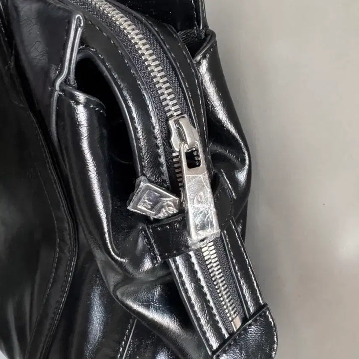 [BUNJANG] Ader Tempo Lento Shoulder Bag Black / 아더템포 렌토 숄더백 블랙