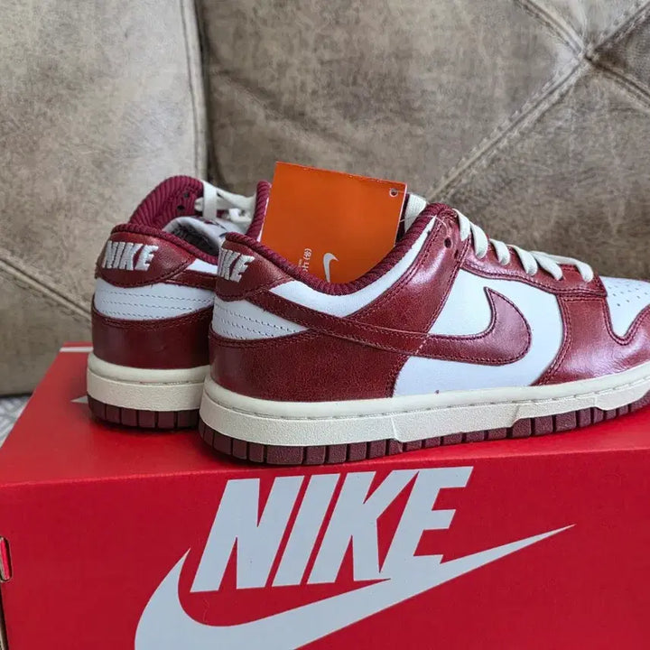 [BUNJANG] Nike Dunk Low Retro Premium Sneakers / 225 덩크 로우 레트로 프리미엄 운동화 신발 팝니다.