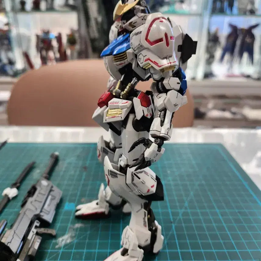[SOLD OUT] MG 발바토스 건담 도색