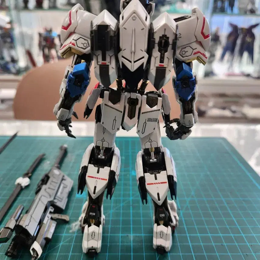 [SOLD OUT] MG 발바토스 건담 도색